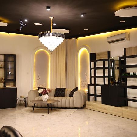 Johnwood Hotel By Bolton Abuja Exteriör bild