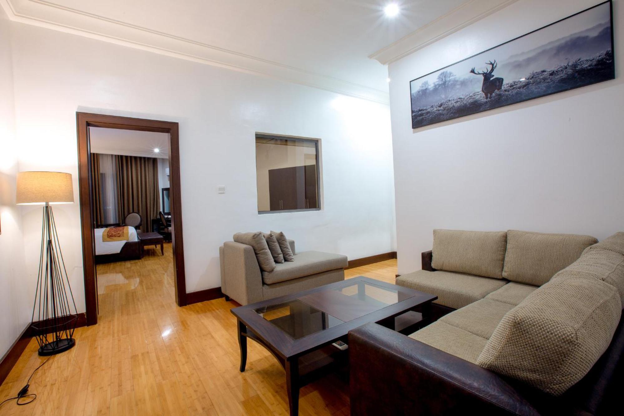 Johnwood Hotel By Bolton Abuja Exteriör bild