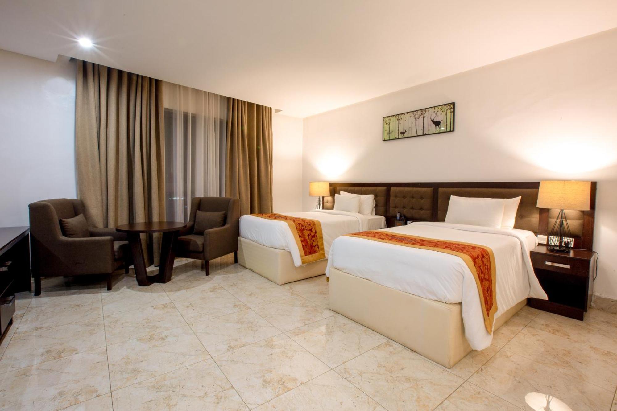 Johnwood Hotel By Bolton Abuja Exteriör bild